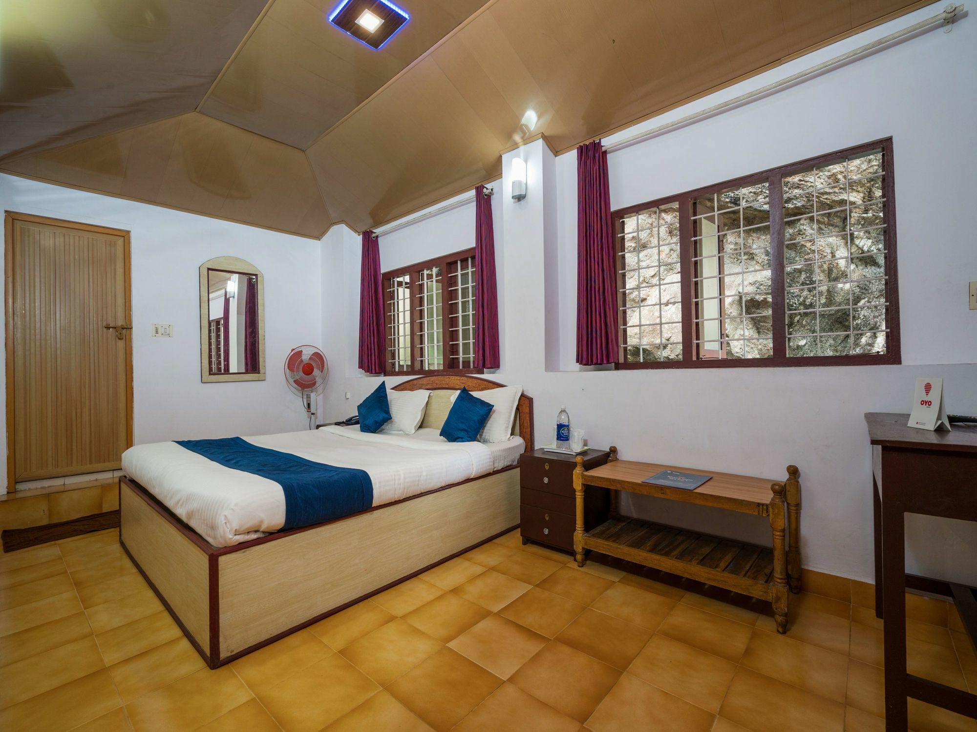 Oyo 10262 Hotel Munnar Rock エクステリア 写真