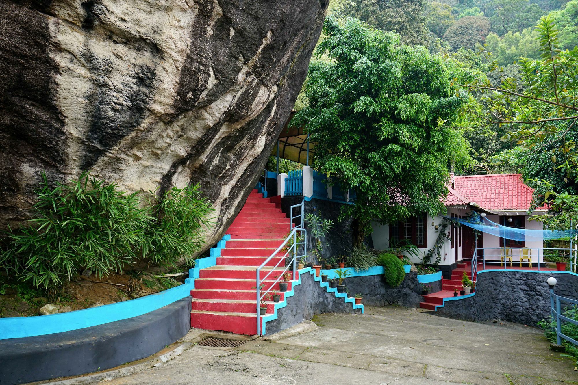Oyo 10262 Hotel Munnar Rock エクステリア 写真